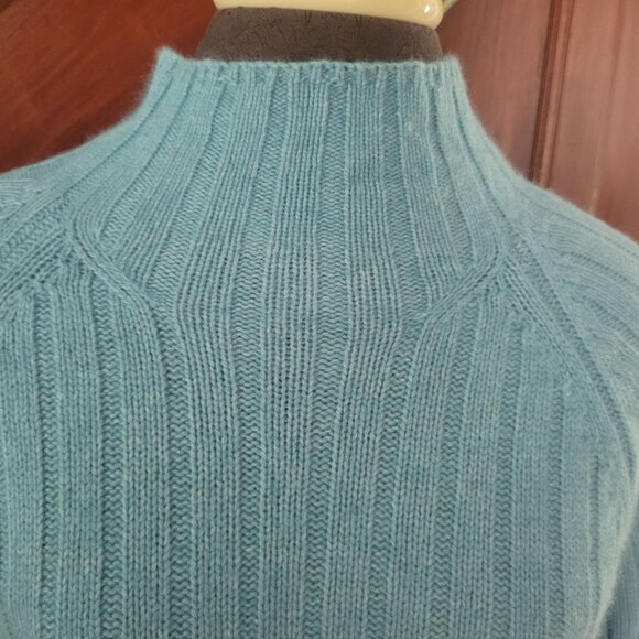 Lands End Womens Ribbed Wool Angora Blend Turtleneck Sweater Medium Blue - Picture 2 of 5